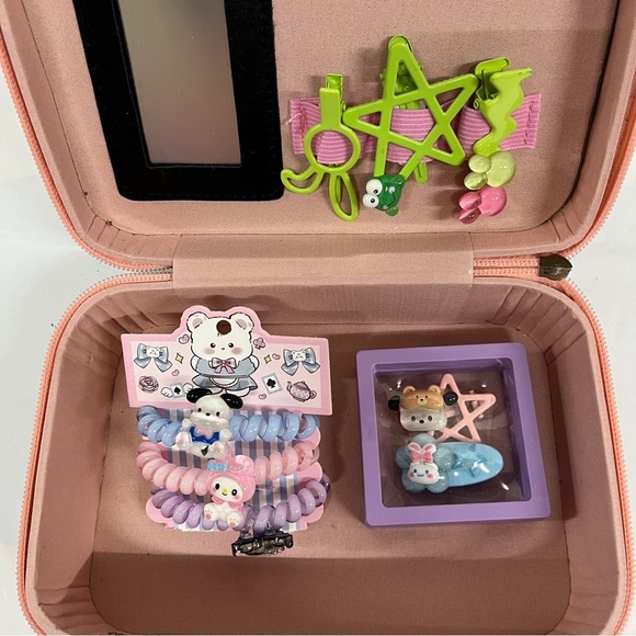 Sanrio Kuromi Charming Purple Cosmetic  Organizer Travel Chest and accessories - Picture 3 of 7